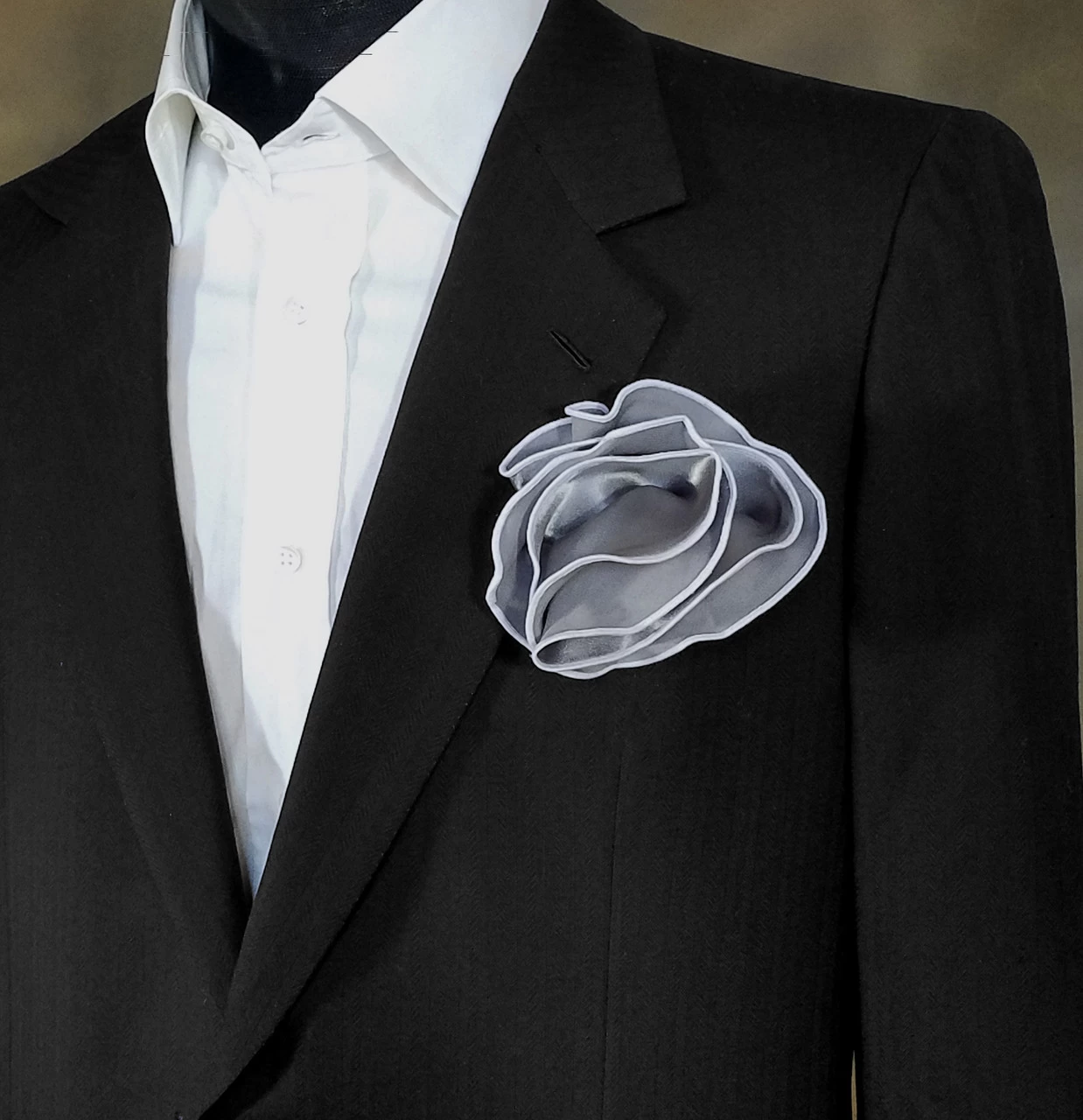 Antonio Ricci 2-in-1 Pouf Round Pocket Square - White On Platinum Grey 2 Antonio Ricci 2-in-1 Pouf Round Pocket Square - White On Platinum Grey - Image 2