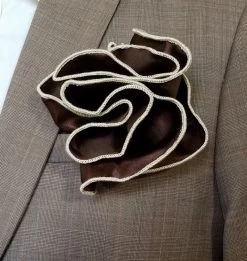 Antonio Ricci 2-in-1 Pouf Round Pocket Square - Ivory On Brown