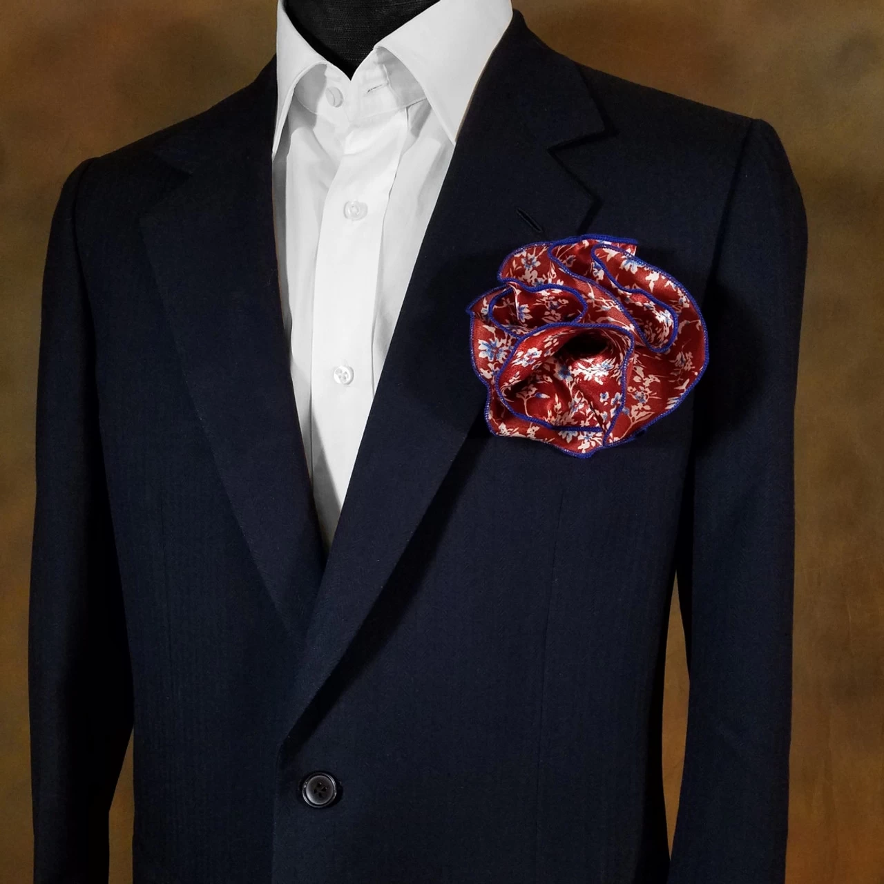 Antonio Ricci 2-in-1 Pouf Round Pocket Square - Burgundy Blue Floral 2 Antonio Ricci 2-in-1 Pouf Round Pocket Square - Burgundy Blue Floral - Image 2