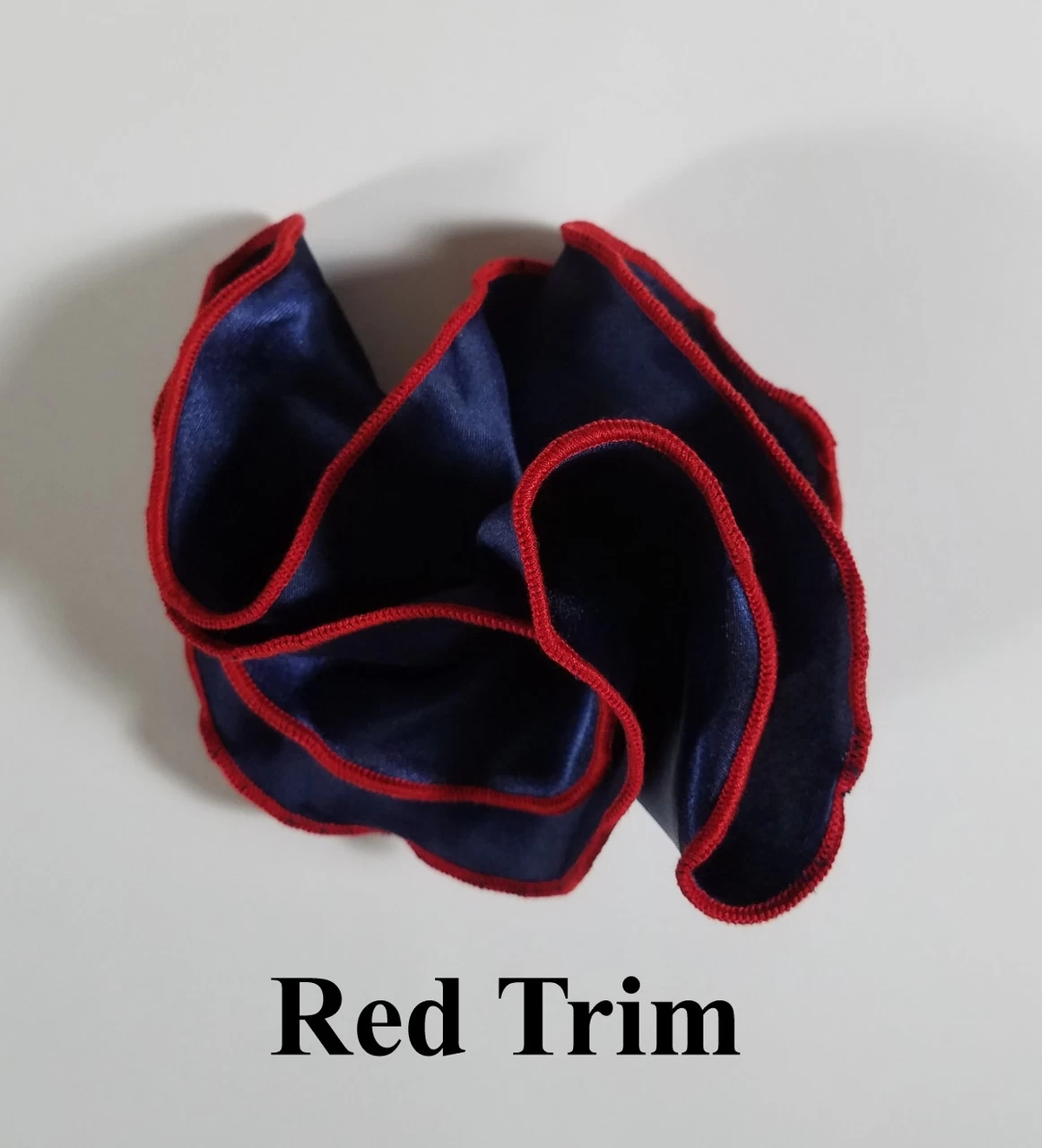 Antonio Ricci 2-in-1 Pouf Round Pocket Square - Red On Navy 3 Antonio Ricci 2-in-1 Pouf Round Pocket Square - Red On Navy - Image 3