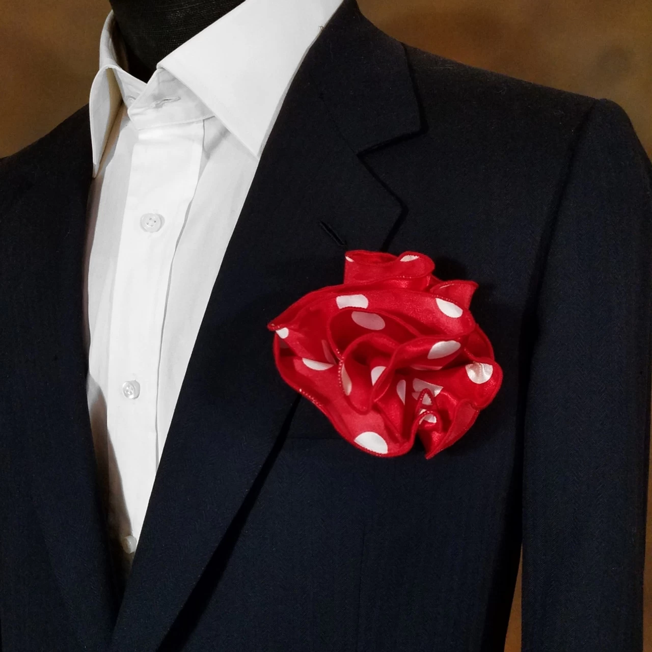 Antonio Ricci 2-in-1 Pouf Round Pocket Square - Red With White Polka Dots 2 Antonio Ricci 2-in-1 Pouf Round Pocket Square - Red With White Polka Dots - Image 2