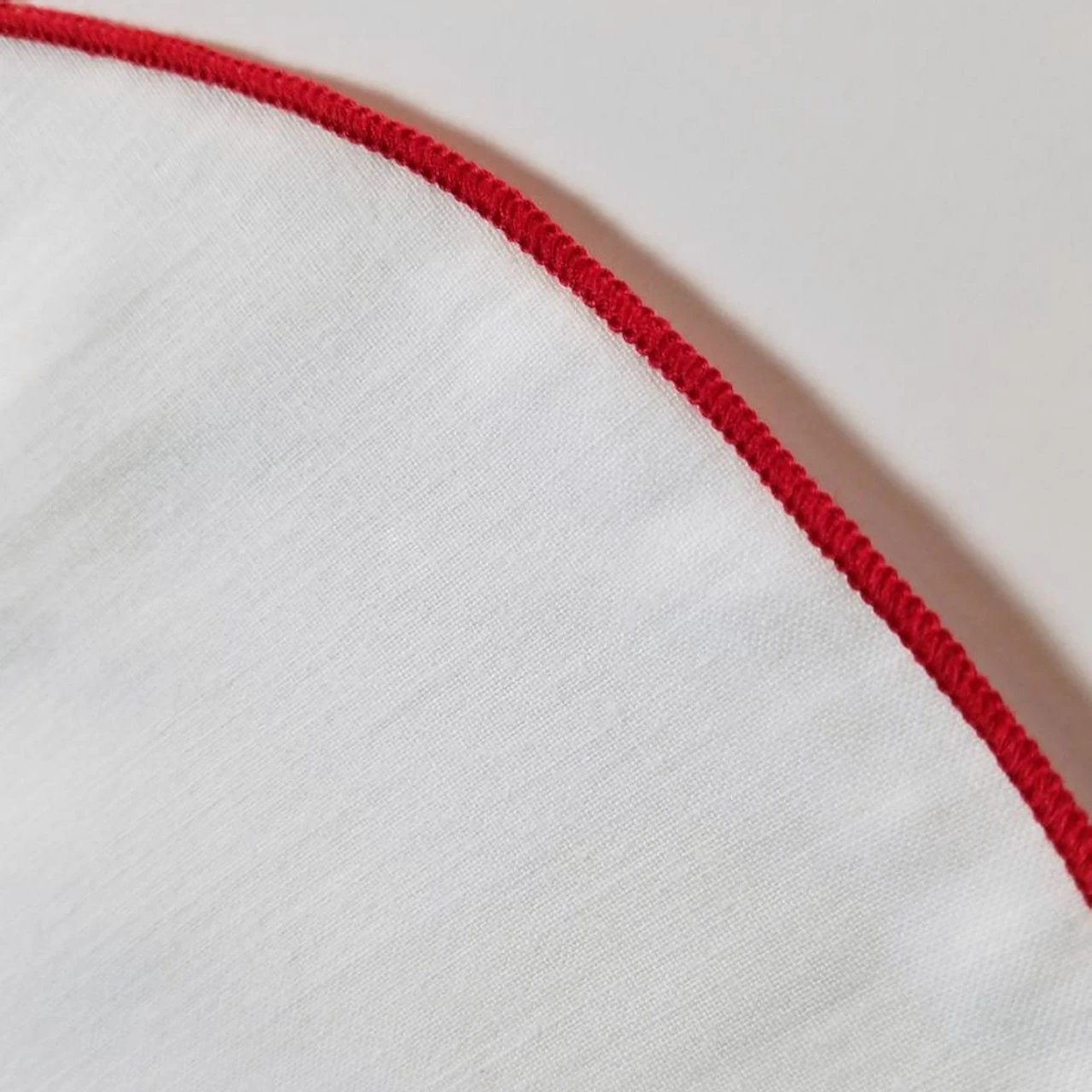 100% Cotton White 2-in-1 Pouf Round Pocket Square With Red Trim 6 100% Cotton White 2-in-1 Pouf Round Pocket Square With Red Trim - Image 6