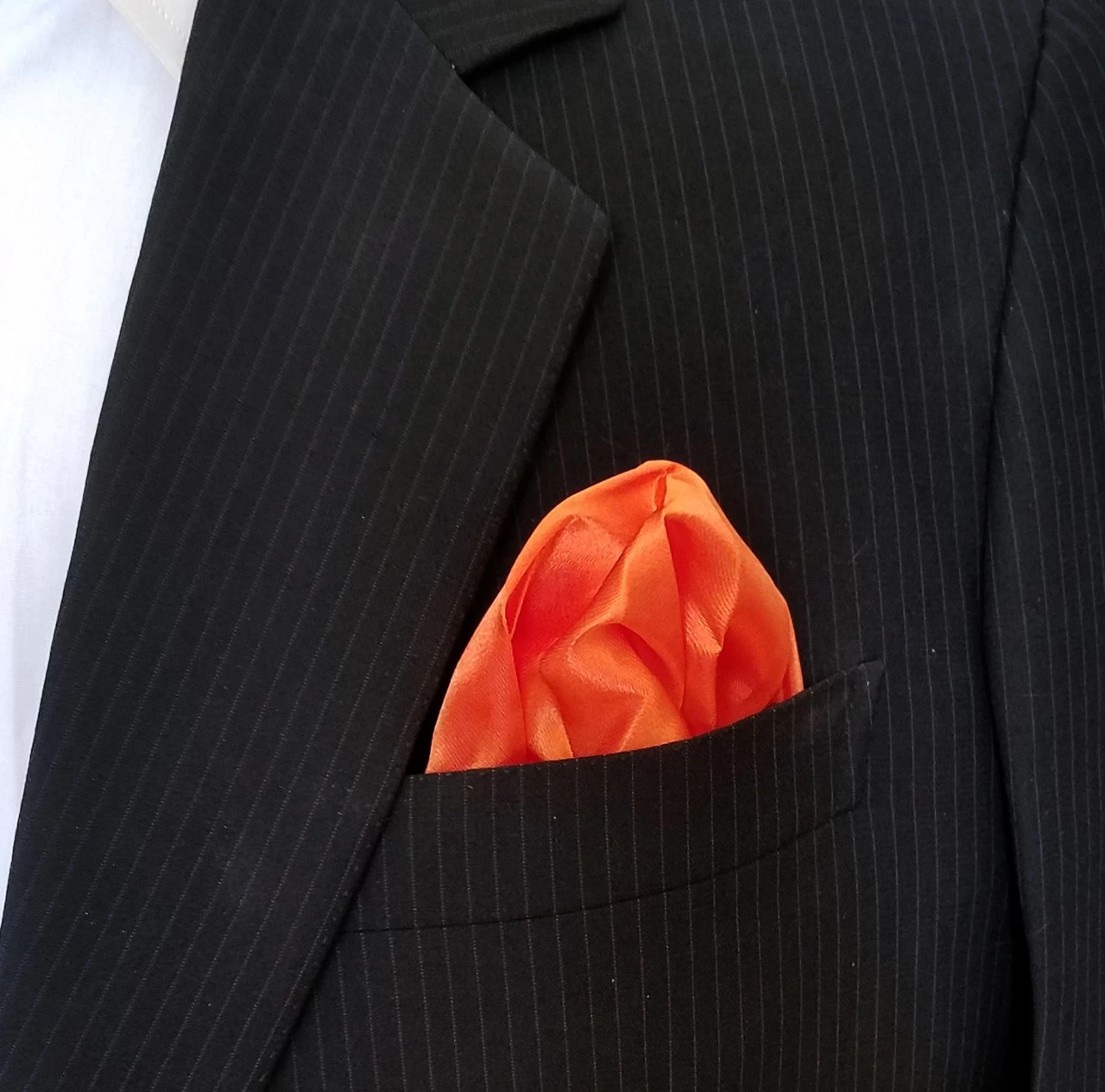 Antonio Ricci 2-in-1 Pouf Round Pocket Square - Pink On Orange 5 Antonio Ricci 2-in-1 Pouf Round Pocket Square - Pink On Orange - Image 5